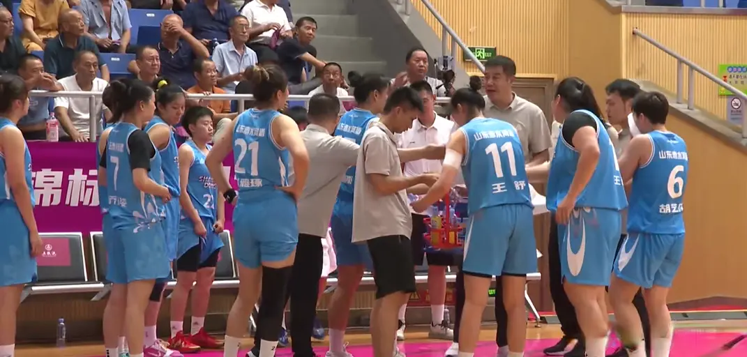 AA, 的都没有, 陕西队才拿 AA, 的都没有, 陕西队才拿