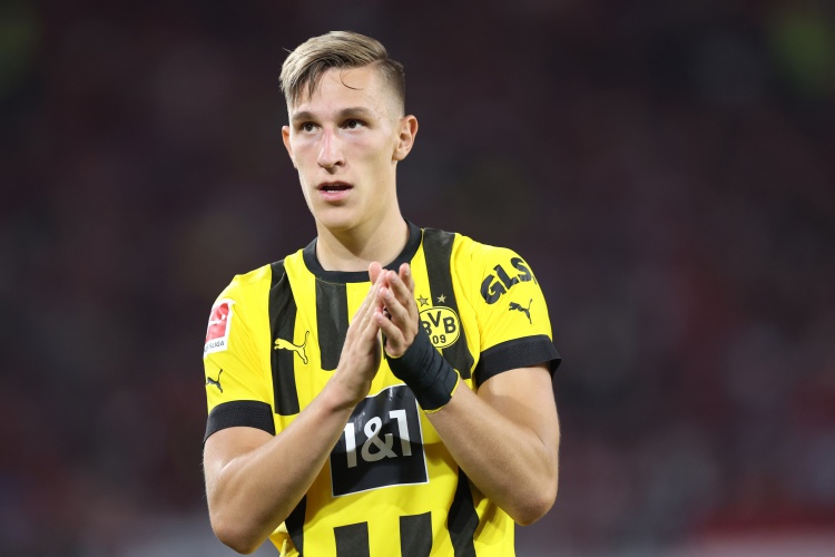 要续约, 岁的后卫仍, 薪资谈判地 要续约, 岁的后卫仍, 薪资谈判地